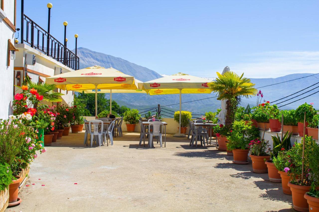 Hotel Bebej Tradicional Gjirokastër Exterior foto