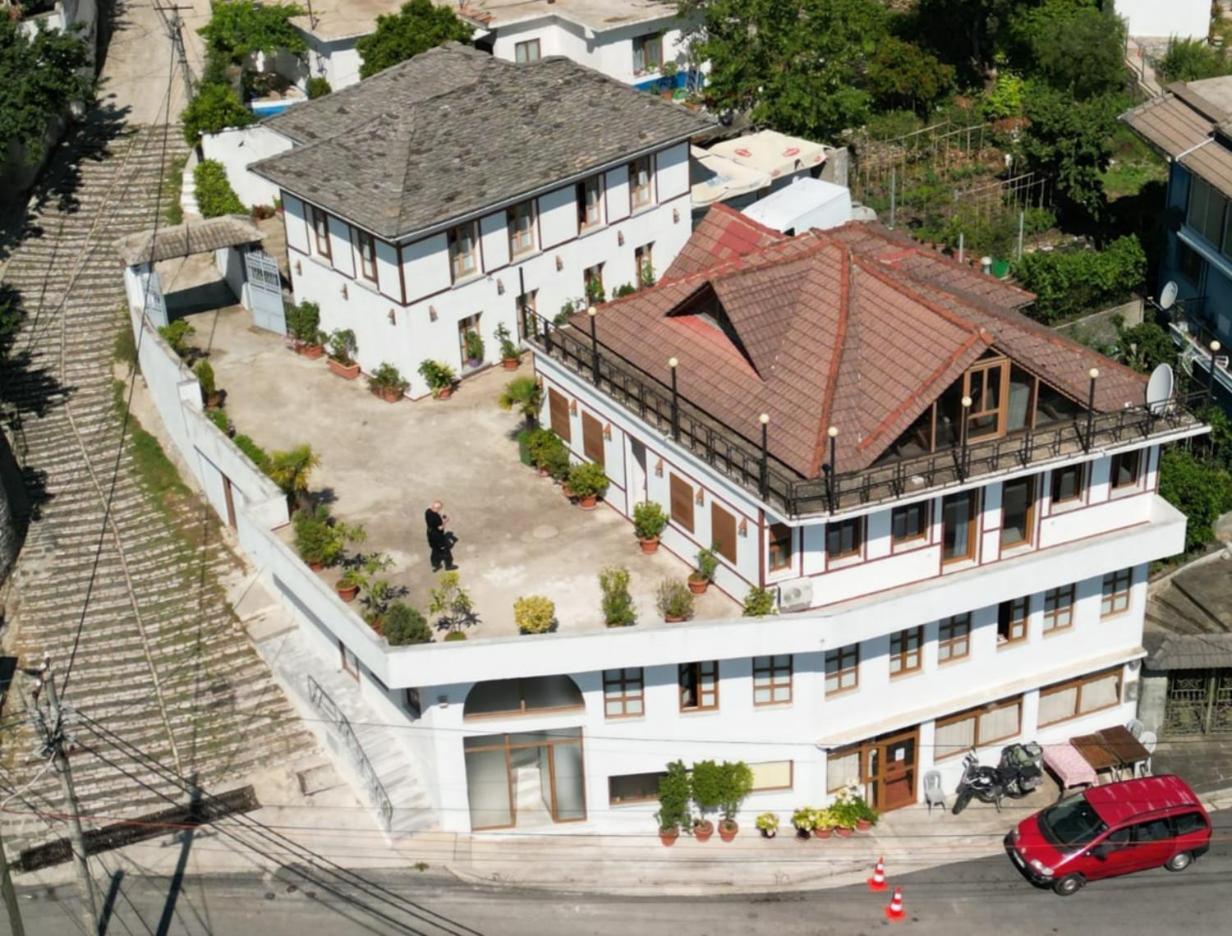 Hotel Bebej Tradicional Gjirokastër Exterior foto
